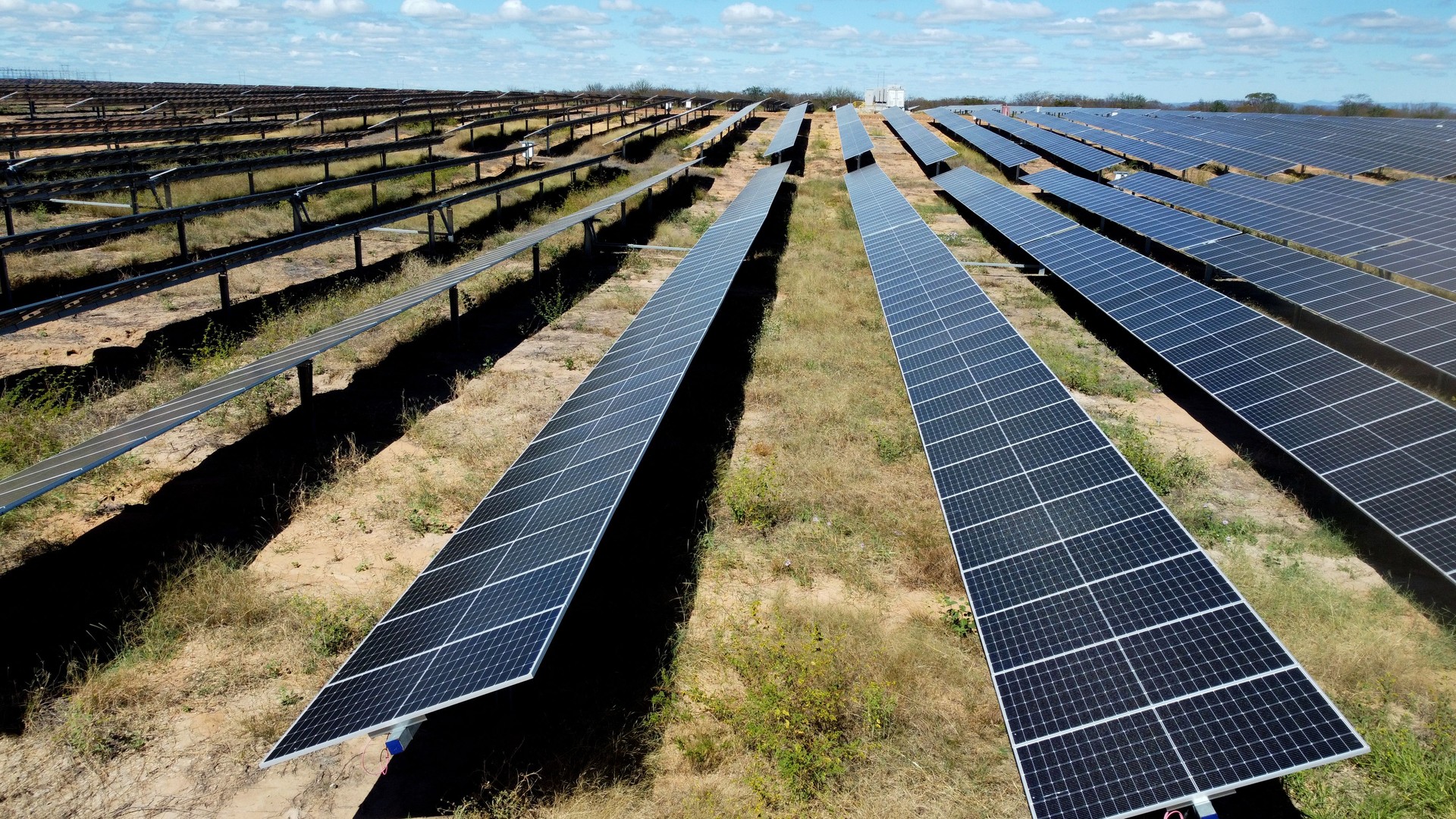 fazenda de placas de energia solar na Bahia